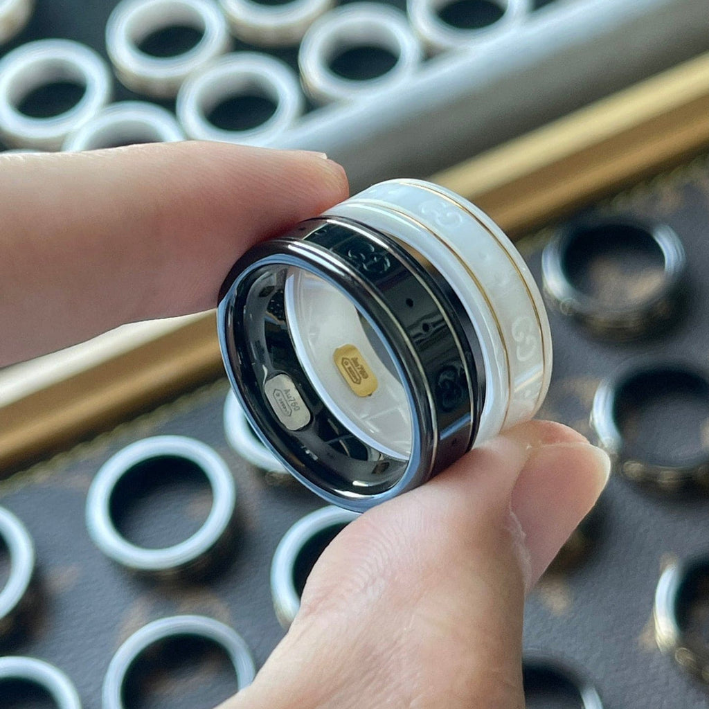 18K Double Gucci Icon White Zirconia Ring