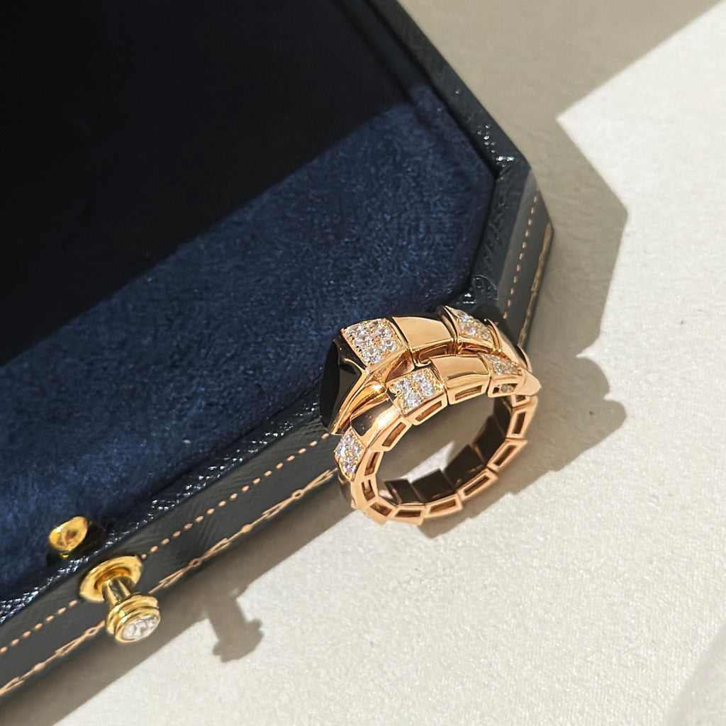 18K BVLGARI Serpenti Viper Black Ring