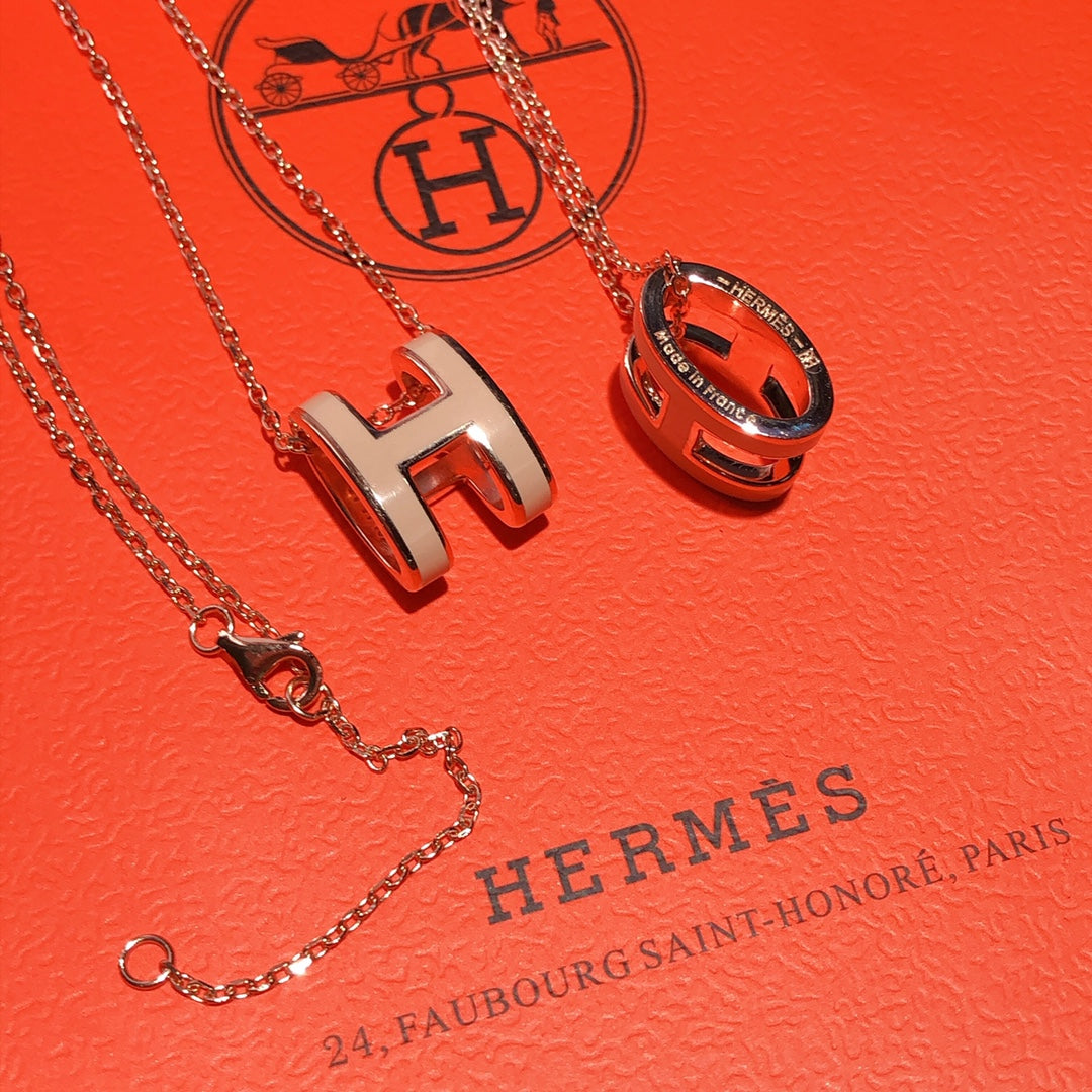 18K Mini Pop Hermes Grey Necklace