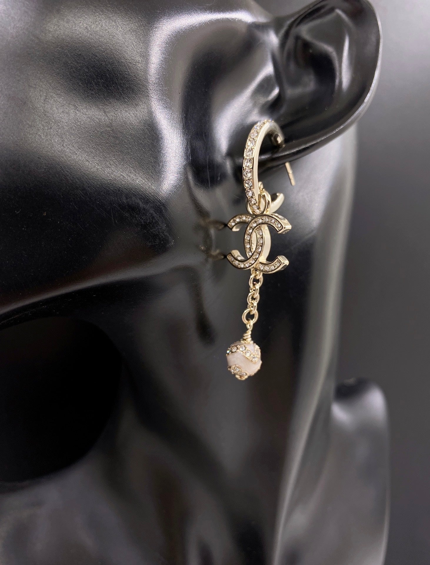 18K  Chanel Star Pearls Pendant Earrings