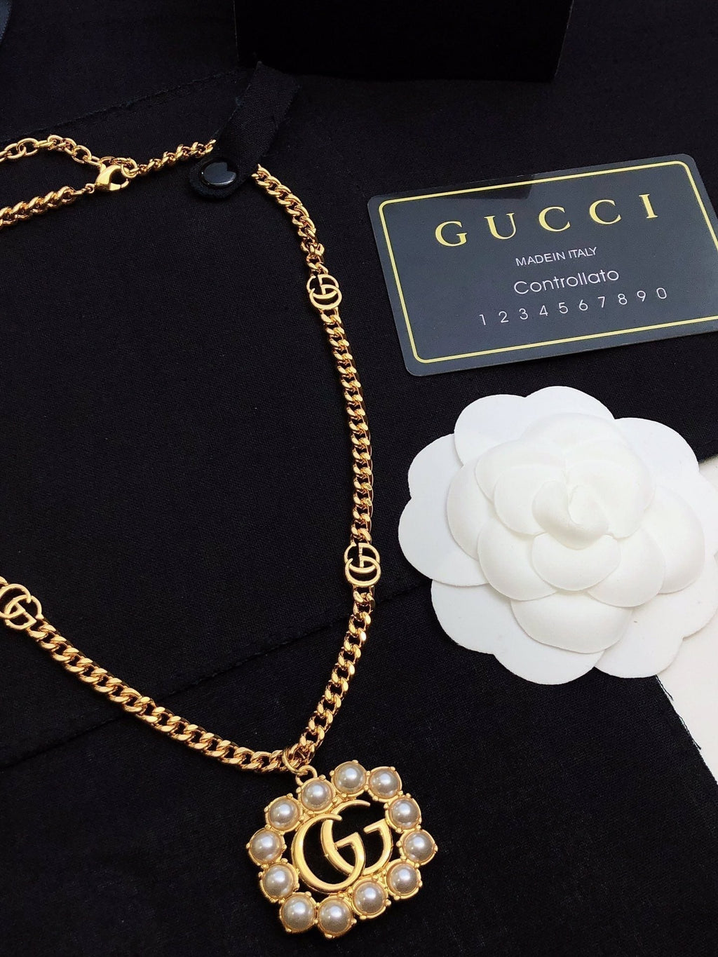 18K Double Gucci Pearl Double Gucci Necklace