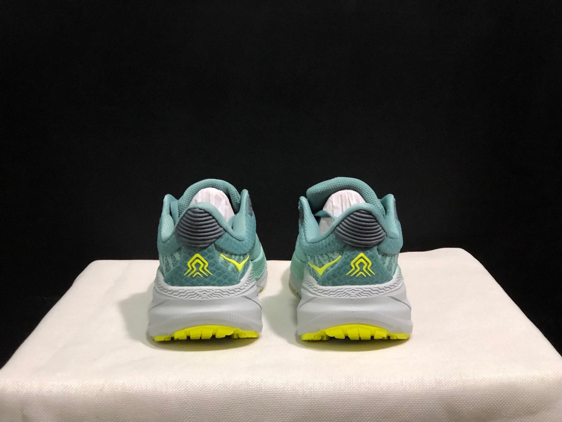 HOKA ONE ONE Challenger 7